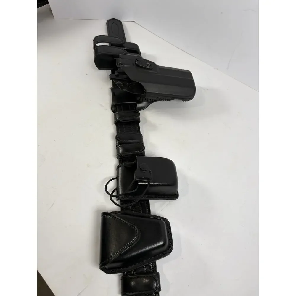 safariland Belt holster Magazine Holder Pepper Spray Holder Walkie Talkie Holder